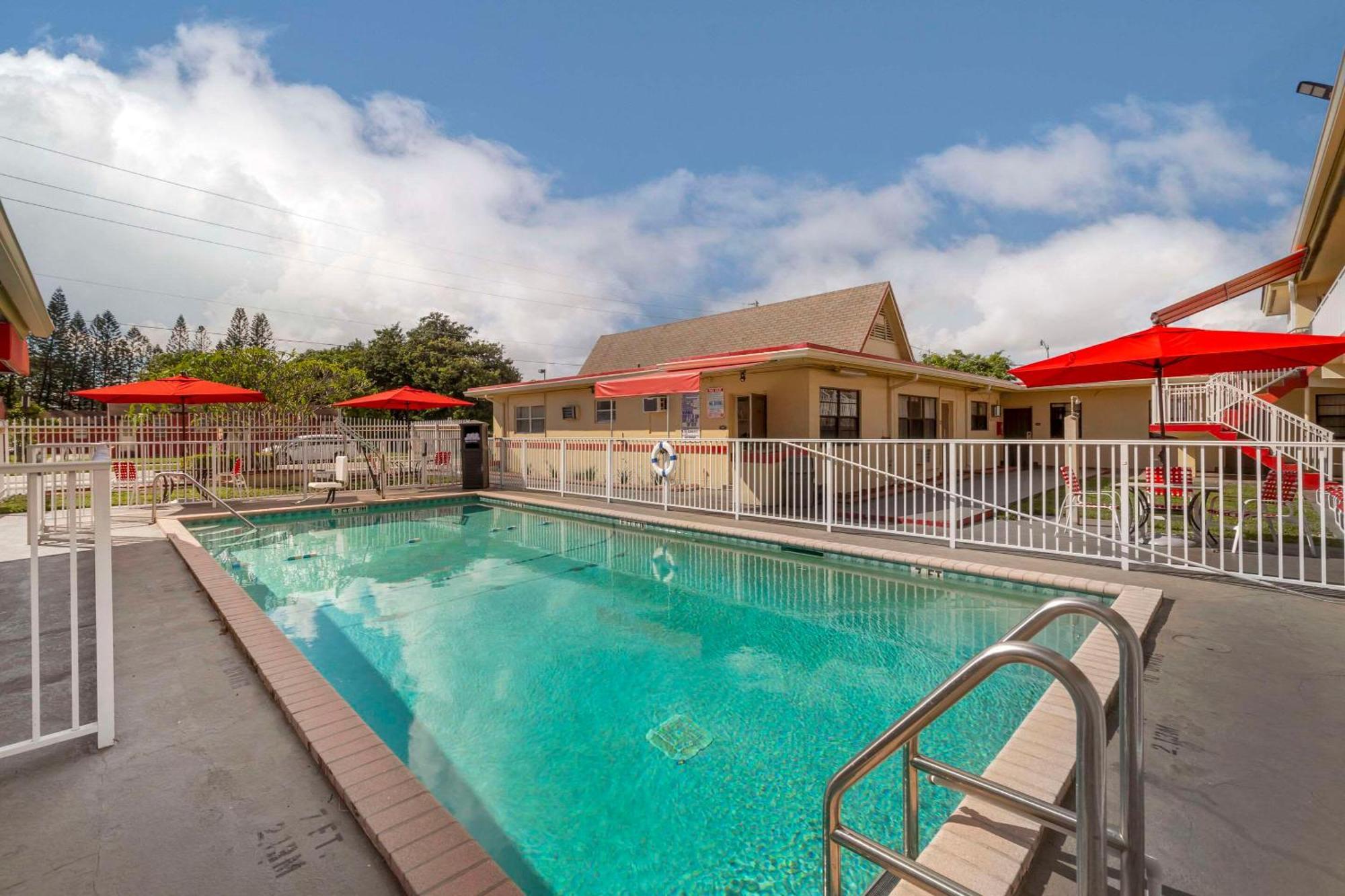 Lauderdale Gardens & Ft Lauderdale International Airport * Hollywood