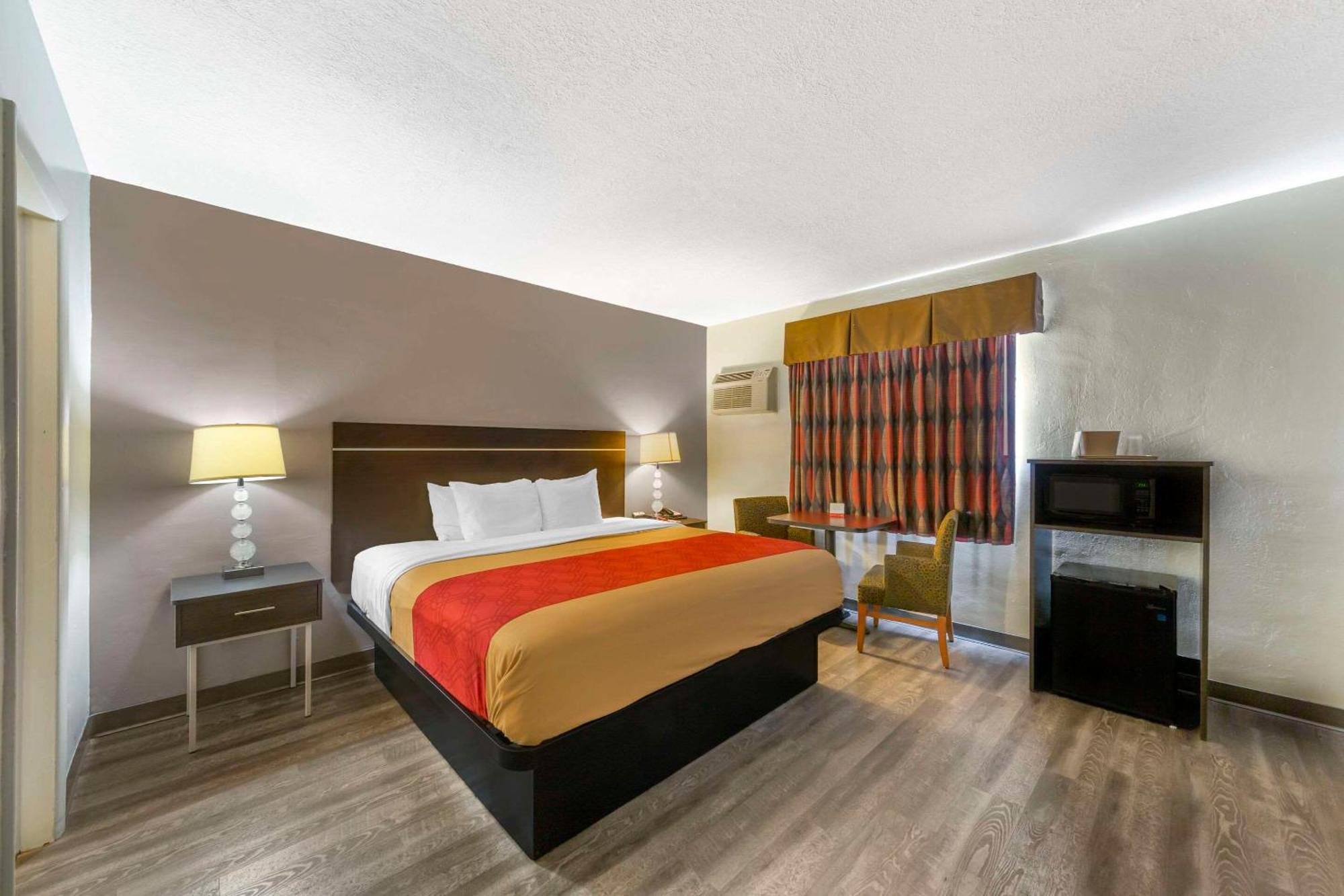 Lodge Lauderdale Gardens & Ft Lauderdale International Airport Hollywood